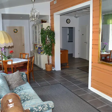 Salpalinjan Hovi Hotel apartamentowy Lappeenranta