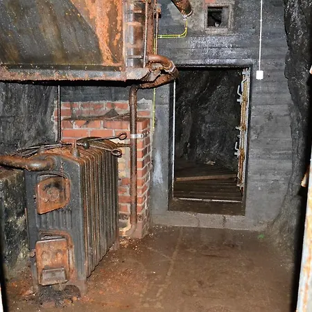 Apartmanhotel Salpalinjan Hovi 3*