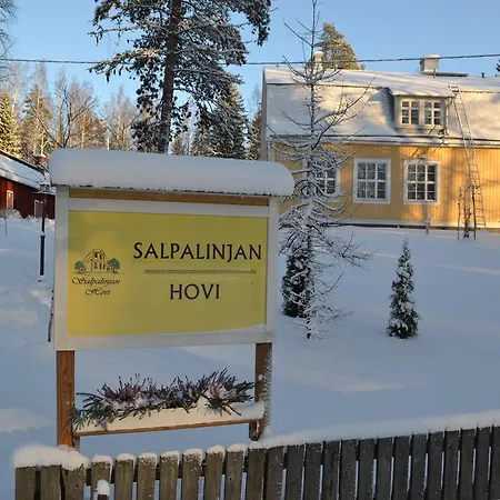 Huoneistohotelli Salpalinjan Hovi 3*