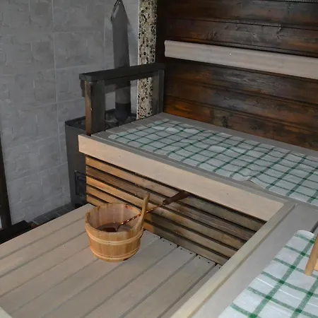 Salpalinjan Hovi Aparthotel