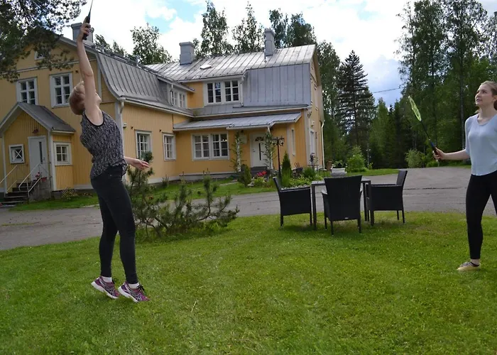 Salpalinjan Hovi Appart hôtel 3*